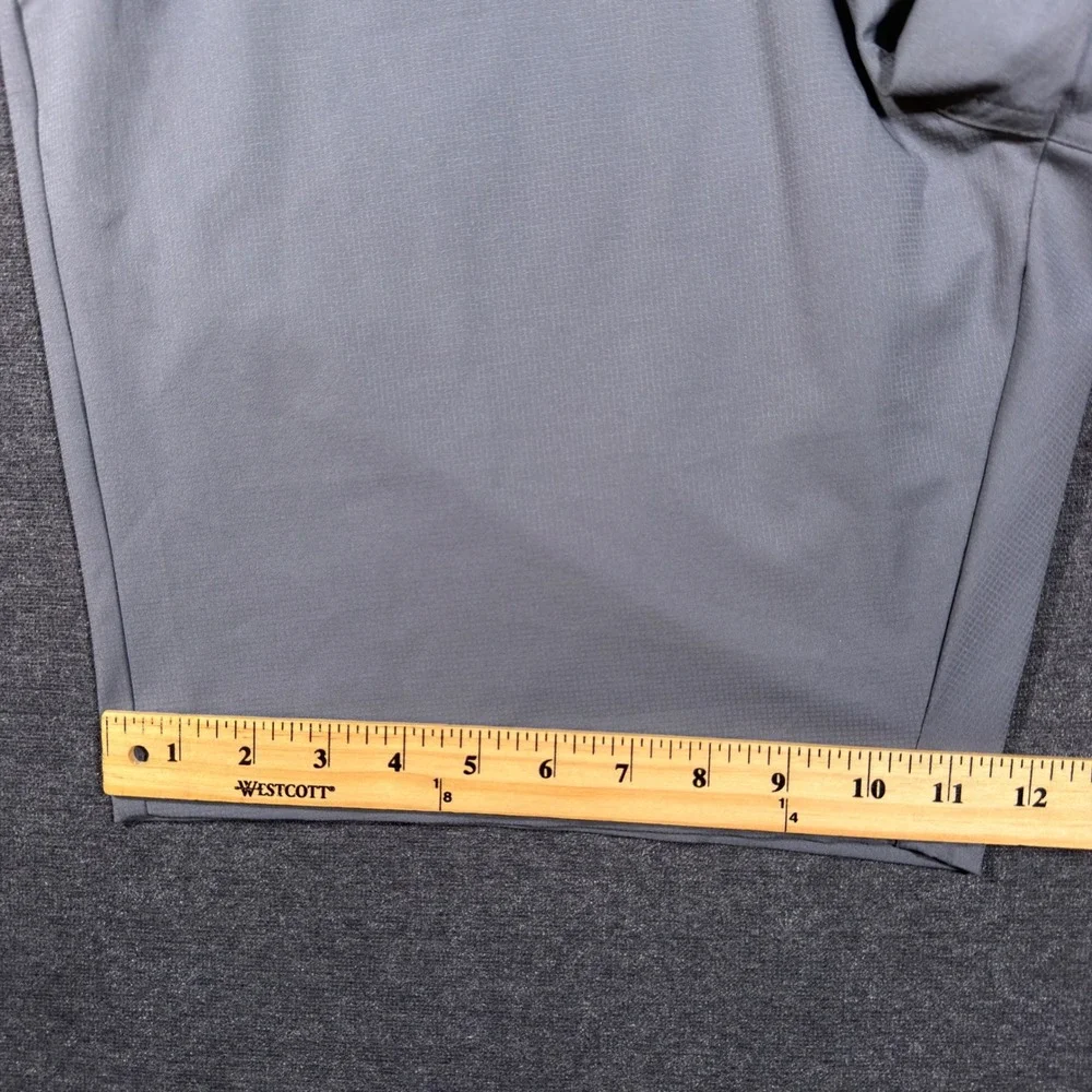 TravisMathew Golf Shorts Mens 38 Grey Beck Performance Stretch Casual Chino